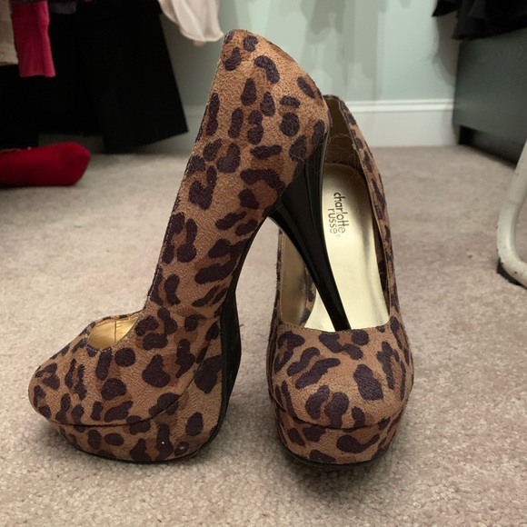 NEVER BEEN WORN!! Charlotte Russe Cheetah Heels! - Picture 1 of 3